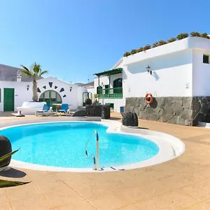 https://finca-rural-jose-manuel-lanzarote.in-canary-islands.com